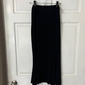 Chic Black Maxi Skirt